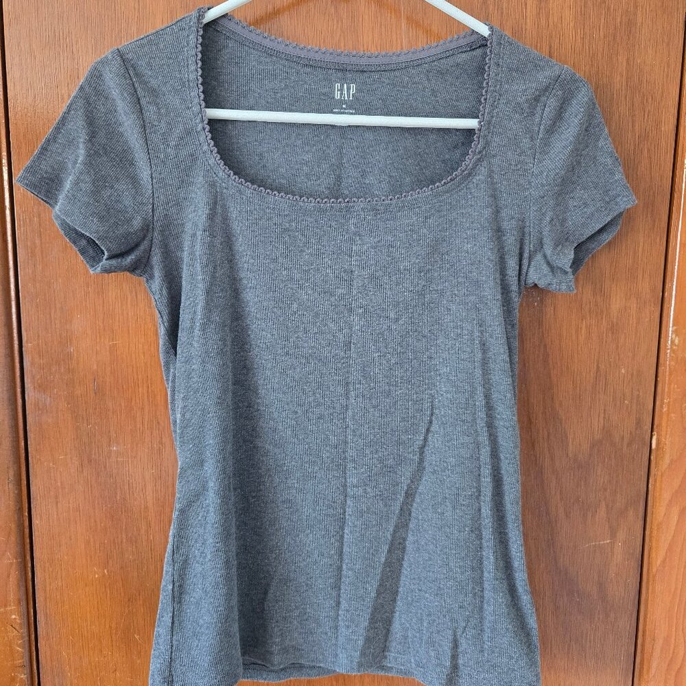 GAP Ribbed Square-Neck Gray T-shirt, M
